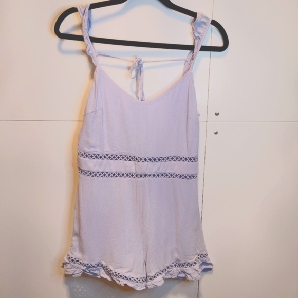 Kiss The Sky Ruffle Romper - Picture 2 of 7